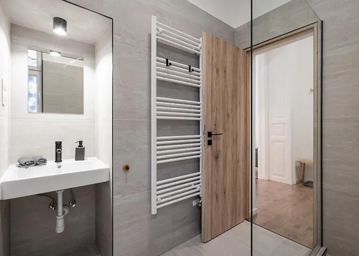 Apartment Visegradi 10