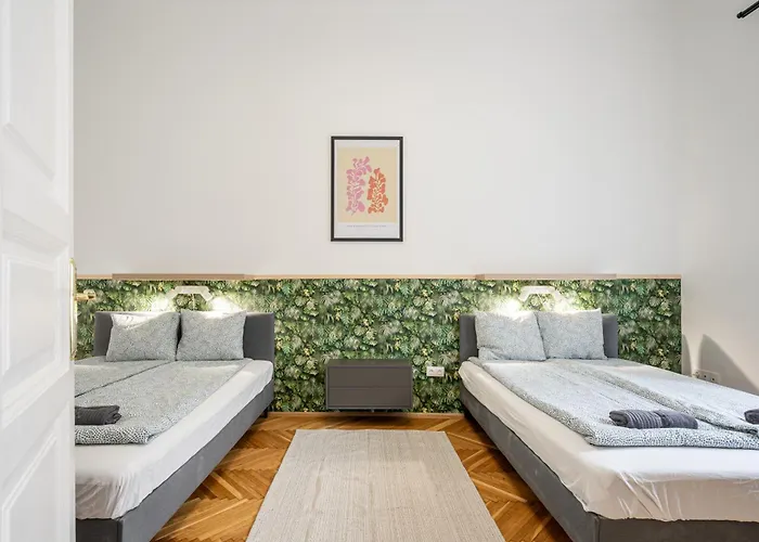 Visegradi 10 *